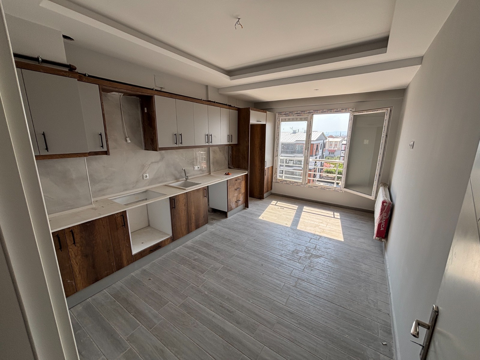 🏡 Akhisar Efendi Mahallesi'nde Sıfır 3+1 Daire | Ring Yolu Üzeri | Otoparklı