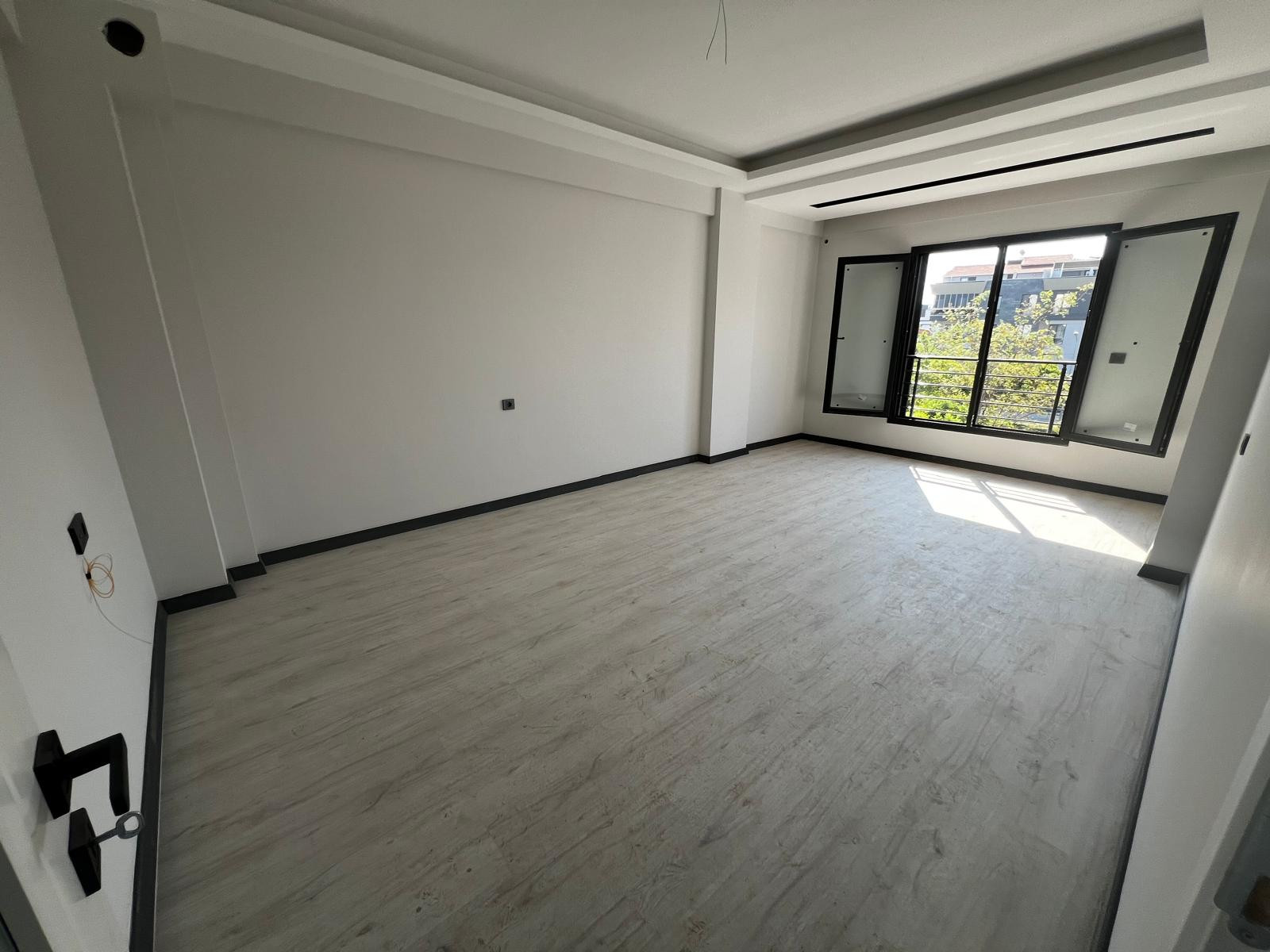 🏡 Akhisar'da Park Cepheli Ultra Lüks Sıfır 3+1 Daire | Kapalı Otoparklı