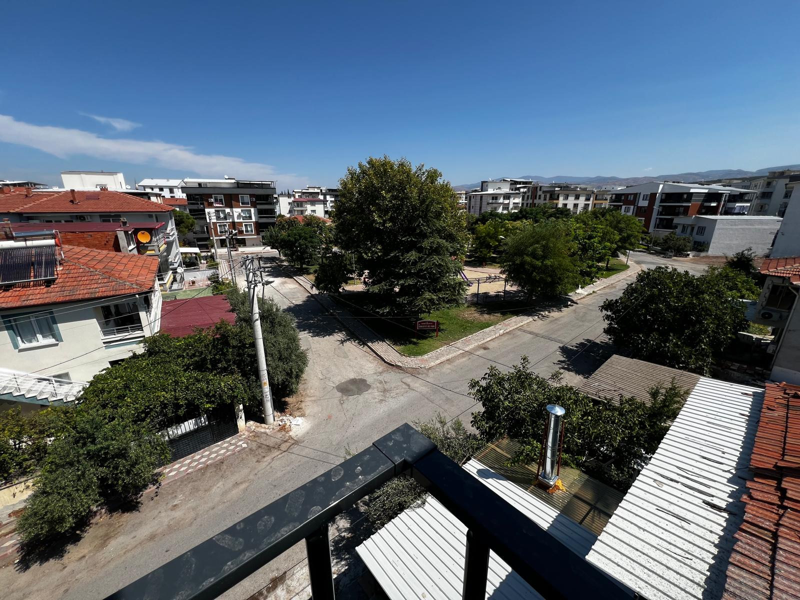 🏡 Cumhuriyet Mahallesi'nde Gül Parkı Dibinde 2+1 Satılık Daire | 95 m²