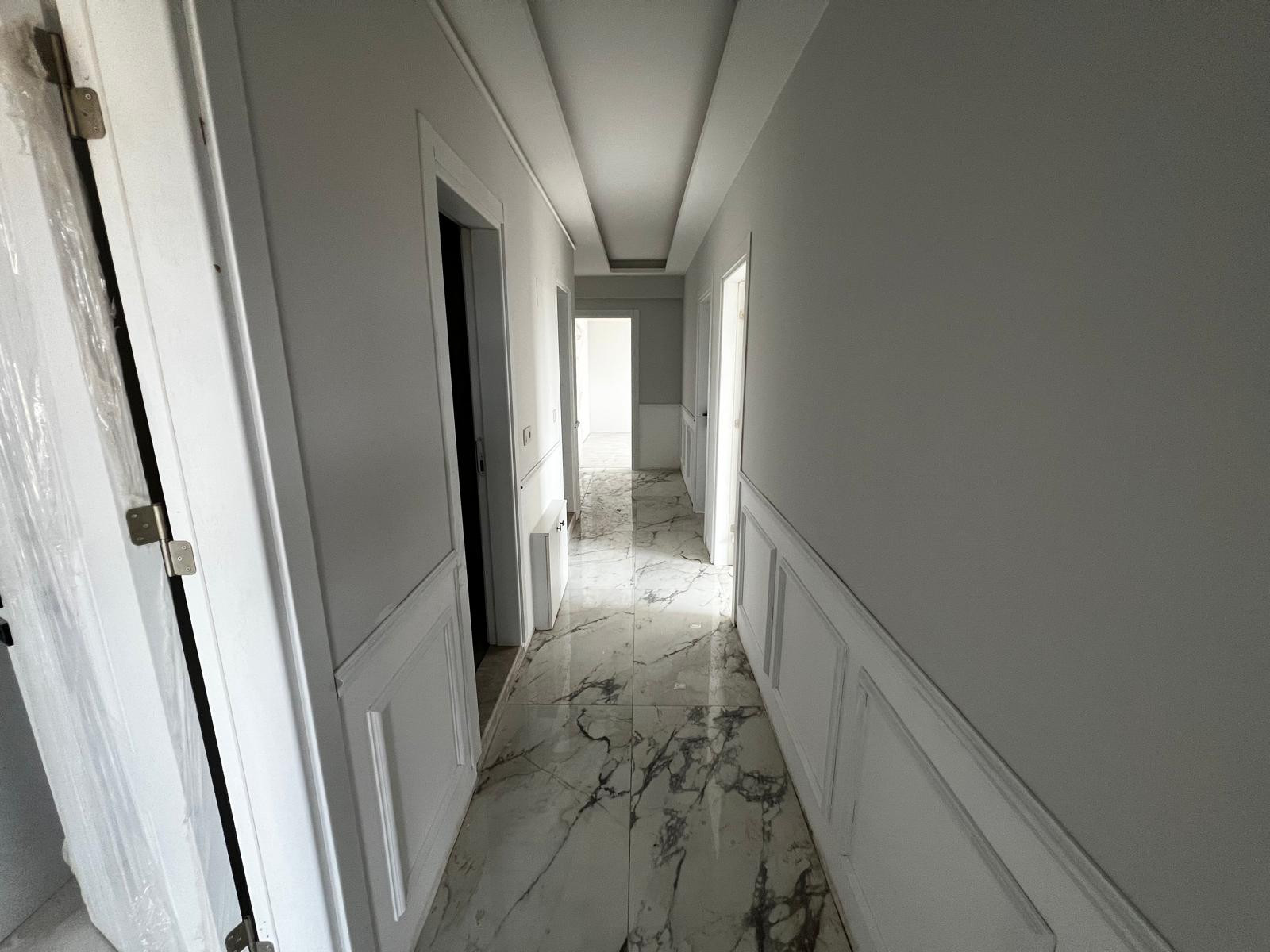 Akhisar Efendi Mahallesi'nde 3+1 Satılık Daire | 140 m² | Ring Yoluna 70 m