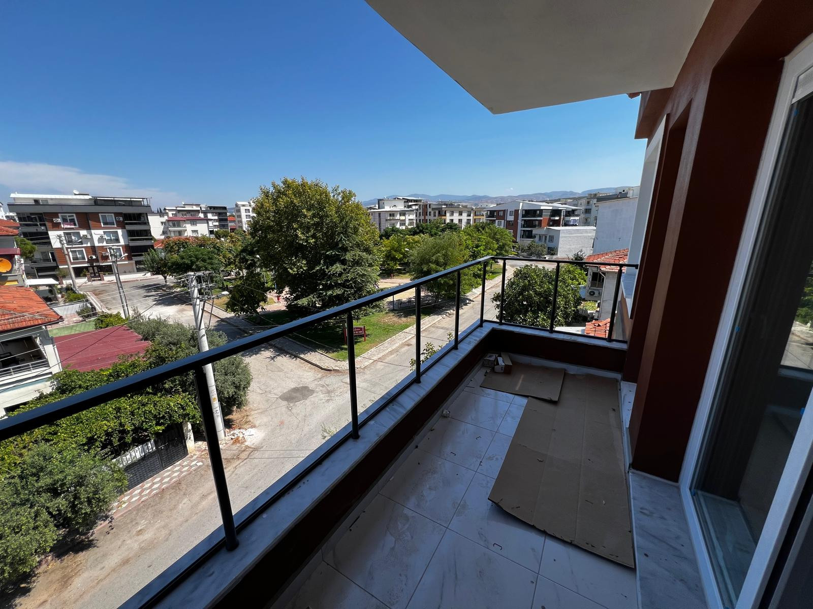 🏡 Cumhuriyet Mahallesi'nde Gül Parkı Dibinde 2+1 Satılık Daire | 95 m²
