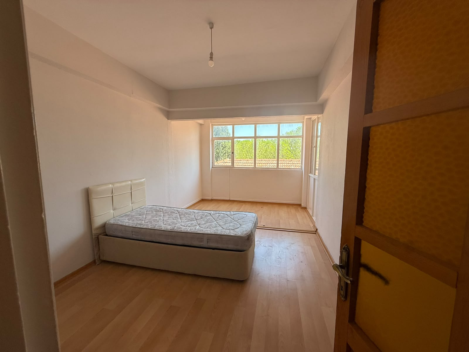 Zeytinliova Girişinde 2. Kat 120 m² Net 4+1 Daire | Arsa Hisseli