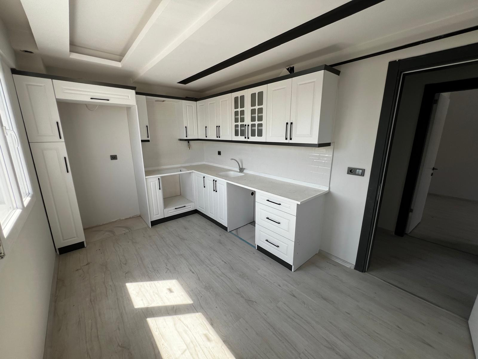 🏡 Cumhuriyet Mahallesi'nde Satılık 4+1 Dubleks | Kat Mülkiyetli | Lake Mutfak