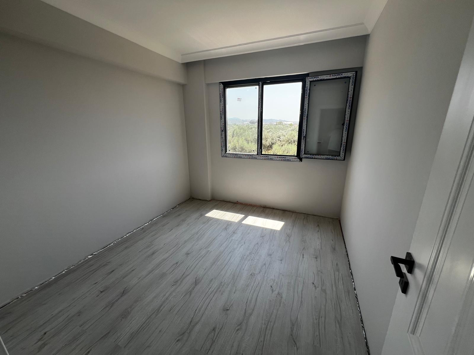 Akhisar Efendi Mahallesi'nde 3+1 Satılık Daire | 140 m² | Ring Yoluna 70 m